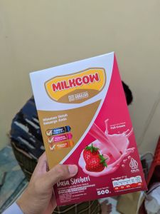 MILKCOW PLUS SUSU PENGEMUK DAN PENINGGI BADAN PLUS RASANYA PLUS JUGA KHASIATNYA