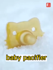 KiKi 3in1 Portable Baby Pacifier Super Soft Imitation Breast Milk Silicone Coaxing Baby Artifact Anti-lost Chain 0-6 Months