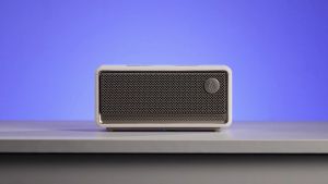 Edifier ES60 Portable Bluetooth Speaker 34W RMS | Bluetooth V5.4 | IP66 | Dual Device | ConneX | 9 Hrs