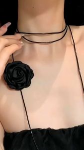 Clavicle Chain,Comfortable to Wear and Adjustable Velvets Handmade Black Flower Fashion Retro Elegant Exquisite Temperament for Women Girls Dinner Party Jewelry Necklace Choker Neck Accessories