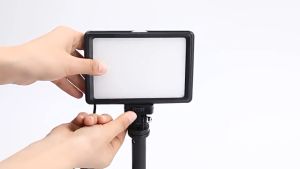 Panduan DIY: Membuat Lampu Samping Tempat Tidur & Lampu Hias Meja