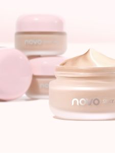 NOVO ซิลกี้ คริสตัล รองพื้น ครีม 01# Porcelain White Hydrating Moisturizing BB Cream สําหรับผิวที่เป็นกลาง กันน้ํา ติดทนนาน
