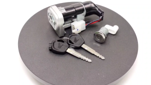 สวิทช์กุญแจ ดอกกุญแจ ตัวเปิดเบาะ สวยตรงปก ชุดใหญ่ Honda ดรีม110i Super-cup ปี2013-2017 รุ่นไฟเหลี่ยม KZV