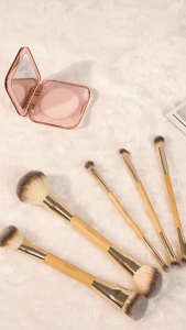 SUBIRELA 2-in-1 Dual-Ended Concealer Brush Soft Bristles Eyeliner Lacrimal Groove Brush
