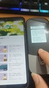 Máy phiên dịch giọng nói 2 chiều Corisu W09 dịch 127 ngôn ngữ màn hình cảm ứng IPS hiện đại có hỗ trợ dịch ofline