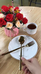 17KM 12PCS Spoon and Fork Set Gold Stainless Steel Dinnerware Korean Spoon Food-Grade Spoon Fork Set