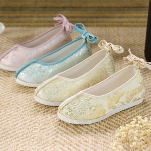 Spring New Arrival Silk Tussah Flat Bottom Shoes Womens Hanfu Shoes Embroidered Plum Blossom Brocade Flat Bottom Shoes