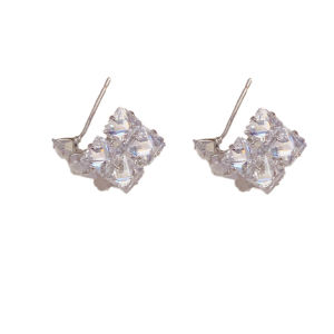 Korean Style Elegant Small Fragrance Diamond Rhombus Zircon Earrings Fashion S925 Silver Needle Level Sensation Versatile Earrings