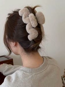 Korean Style Fashion Hairpins Large High-Grade Shark Clips Ladies Plush Clips Penyepit Rambut 发夹