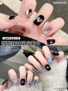 Y2K Wearable Nail Art Sweet Cool Style Handmade New Years New Model Short Nail Tips Glue on Fake Nails Durable Nail Tips