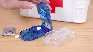 Pill Cutter Medicine Splitter Case Supplement Separator