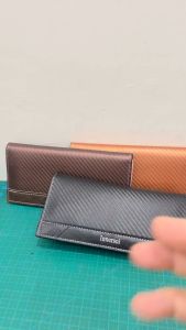 Innersoi 405-4 Dompet Lipat Panjang Pria Wanita Tebal Bahan PU Serat Karbon Keren Muat Banyak