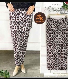 kebaya beludru tunik kutubaru selutut