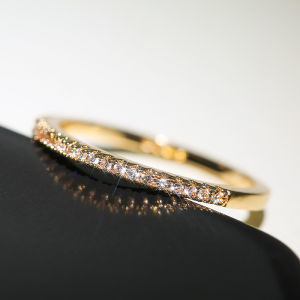 Huitan 3 Colors Simple Band Women Rings Shiny Cubic Zirconia Delicate Anniversary Gift Accessories Hot Sale Fashion Jewelry