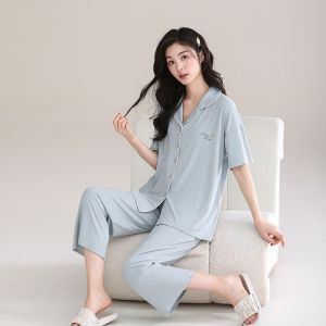 Bộ đồ ngủ nữ MiiOW làm bằng vải lụa băng dài tay quần short thoải mái thoáng khí.