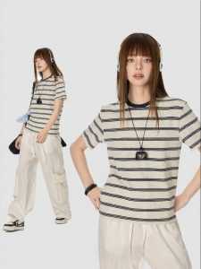 Turn Signal | Striped Short Sleeve Casual Summer Womens T-Shirt