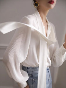 เสื้อเชิ้ตลายผีเสื้อสีขาวสไตล์ฝรั่งเศสสำหรับผู้หญิง เสื้อเชิ้ตผ้าชีฟองหลวมๆ สำหรับเดินทางไปทำงานในฤดูใบไม้ร่วงและฤดูใบไม้ผลิ