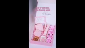 Bộ quà tặng trang điểm Noel Giáng sinh dành cho nữ kèm túi và thiệp Menow The Rabbit Heart [Tặng Túi giấy+Thiệp viết tay]