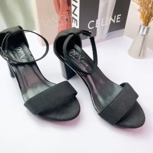 Giày cao gót vuông 7p bản ngang phong cách đơn giản điệu đà SD13