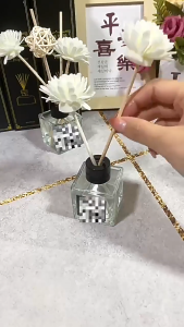 DR Air Freshener Reed Diffuser Aromatherapy Scented Oil Pewangi Rumah Perfume Wangian Bilik Tidur Tandas Kereta Home Fragrance Stick Flower Decoration 家用香水