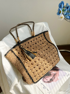 Woven Bag Womens 2024 Large Capacity Straw Bag Seaside Vacation Versatile Beach Bag Minimalist Shoulder Bag