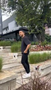 CELANA JEANS STRETCH PRIA JUMBO/CELANA JEANS MELAR