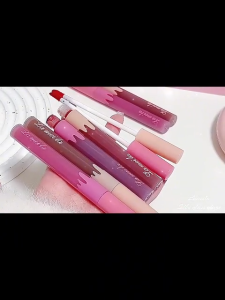 6 Color Velvet Matte Lip Glaze Waterproof Non Stick Cup Liquid Lipstick Long Lasting Mist Lip Gloss Moisturizing Hawthorn Red Silky Lip Mud Cosmetic