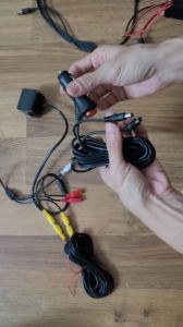 Tẩu cắm ô tô 12V24V có 2 đầu ra cấp nguồn đồng thời cameramàn hình