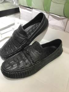 [Chính hãng] Giày nam cao su non siêu nhẹ kháng nước chống trơn màu đen quai đúc liền siêu bền(ảnh thật)