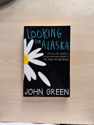 Looking for Alaska by John Green (Paperback Preloved) Young Adult Romance Coming of Age