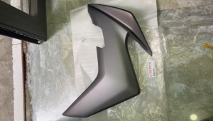 Bửng ngoài hay Yếm ngoài màu xám nhám xe Exciter 155 phụ tùng dàn áo thay thế