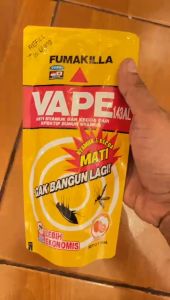 Fumakilla Obat Nyamuk Cair Anti Nyamuk Dan Kecoa Pouch Refill 720ml - Isi Ulang Anti Nyamuk & Kecoa
