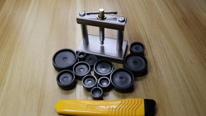 Watch Press Set Back Case Closer Watch Press Tool with 18 Dies