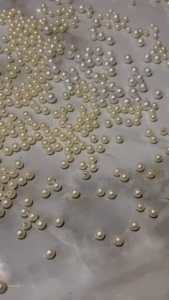 Hạt trai (hạt nhựa) 4mm-6mm-8mm hạt bẹt trang trí xỏ chuỗi đính lên trang phục sản phẩm handmade