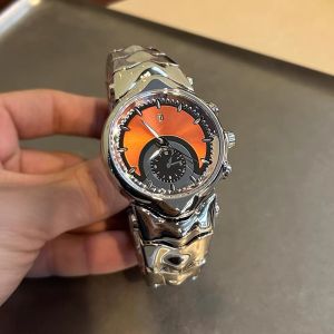 A Two Tone Dial Mens Watch with a Unique Retro and High-End Stainless Steel Strap a Fashionable Watch