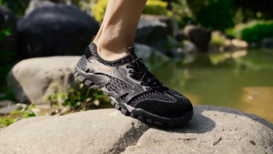 Mens Hiking Shoes Quick-dry Rubber Rock Climbing Shoes Wear-resistant Non-slip Walking Shoes For Men Size 39 to 46