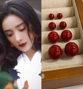 Wine Red Pearl Stud Earrings 2023 New Arrival Tide Fancy Silver Pin Earrings Female Retro Hong Kong Style Earrings New Year Style