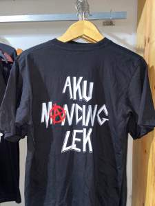 Kaos Tshirt “Eat Sleep Fishing Repeat” Kaos tshirt bahan combed free sticker