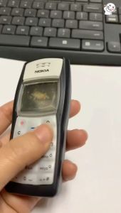 สำหรับ Nokia 1100ปลดล็อค GSM900/1800MHz ด้วยหลายภาษาโทรศัพท์มือถือ