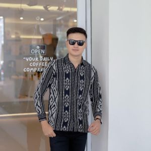 KEMEJA TENUN TORAJA PRIA DEWASA