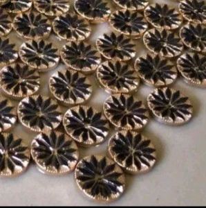 COD 400 pcs Diameter 13/15 mm Kancing Kemeja Motif Bunga Emas - Kancing Baju Lubang 2 Import