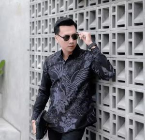 KEMEJA BATIK SLIMFIT PRIA MODERN||KEMEJA BATIK PRIA LENGAN PANJANG||KEMEJA BATIK SOLO MODERN