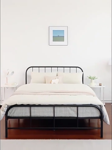 Tempat Tidur Besi: Pilihan Terbaik untuk Kamar Anda