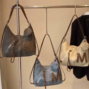 Túi xách nữ đẹp đeo chéo đeo balo thêu chữ M cá tính tặng kèm ví  nhỏ Thanhthushop68 029