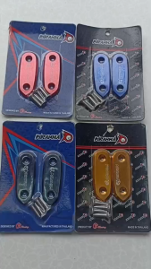 แผ่นปิดรูกระจก CNC PIRANHA สีดำ ใส่ R1-5 รุ่นใหม่ปี 2017-2019 - ป้องกันการเข้าถึงของแมลงและฝุ่นละออง ทำจากวัสดุคุณภาพสูง แข็งแรงทนทาน ติดตั้งง่าย ไม่ต้องใช้เครื่องมือพิเศษ คู่มือการติดตั้งแนบไปด้วย