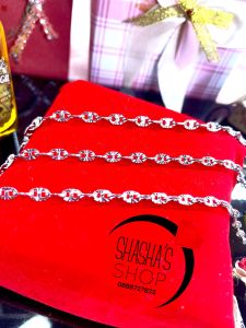 dây chuyền hoa cao cấp sang trọng quý phái