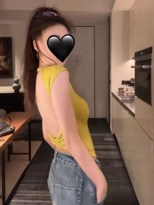 Áo Thun Nữ Hở Lưng Hở Vai Cổ Tròn Tay Ngắn Ôm Vừa Vặn Mùa Hè Gợi Cảm Ngọt Ngào Thiết Kế Đơn Giản Chất Liệu Cotton Nguyên Chất