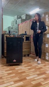 Loa kéo Karaoke ONTEKCO 1503 Black cao cấp Bass 40- 3 đường tiếng kèm 2 mic  UHF  bảo hành 12 tháng