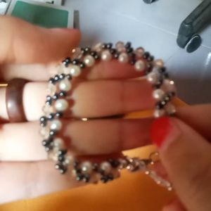 Gelang Kristal & Mutiara: Desain Elegan Untuk Pria & Wanita