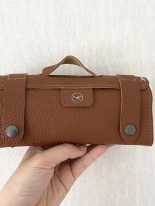 Fashionable Han Sha Airplane Cabin Luggage Pure Color Leather Makeup Bag with Zipper Closure and Card Interior for Casual Travel